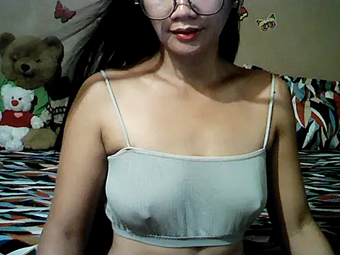 Mia_Rein Adlı Modelin Canlı XXX Sohbeti