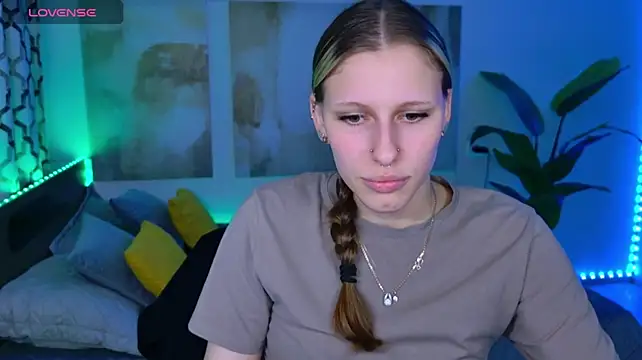 Онлайн чат XXX MiaCream