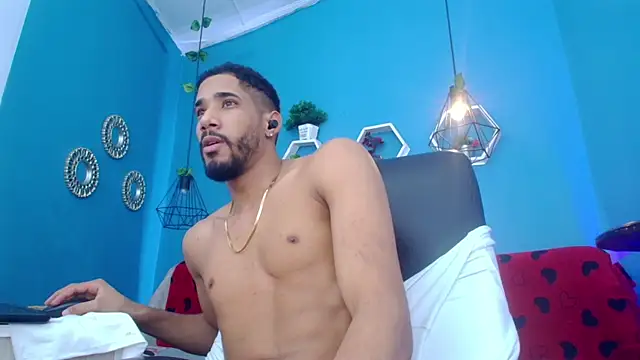 Chat XXX ao vivo de Ehkay_
