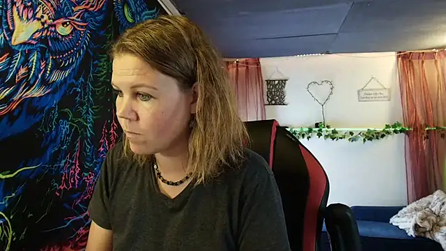 Chat +18 de CallMeMaria ao vivo