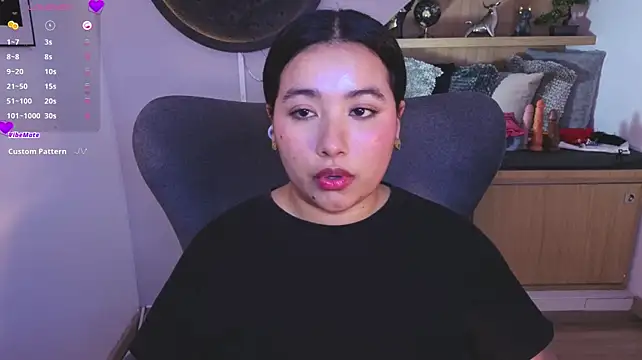 Hinata_98's Live XXX Chat