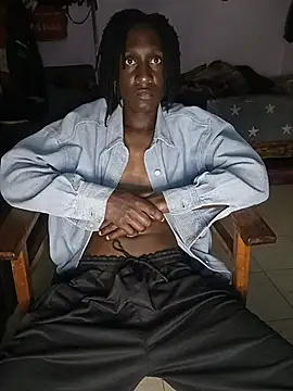 Chat +18 de TryingExpiry ao vivo