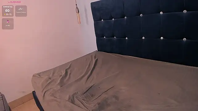Zainab_InayaのライブXXXチャット