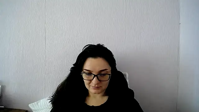 Shiny_gine's Live XXX Chat