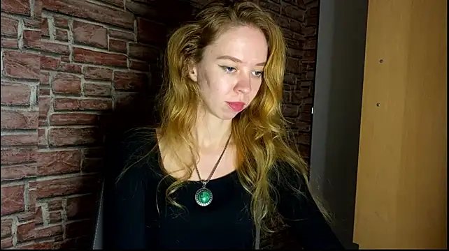 ElizaStorm's Live XXX Chat
