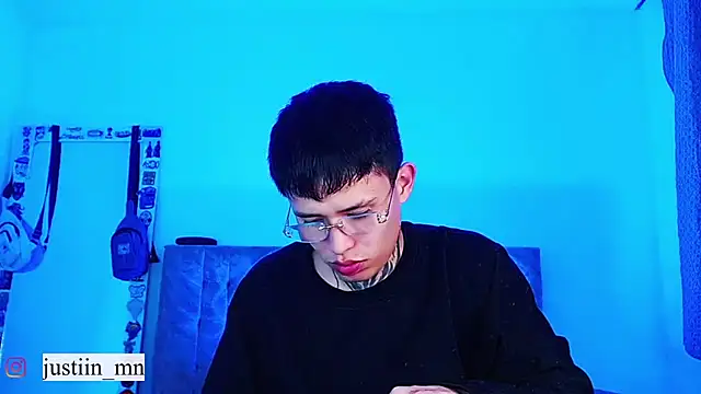 _justinmoon2: онлайн-секс-чат