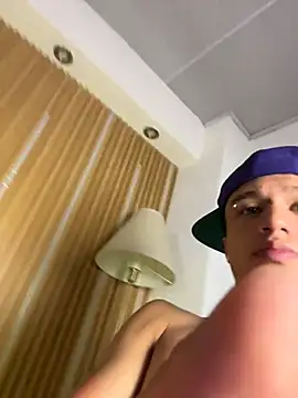 Dominik_Souza's Live XXX Chat