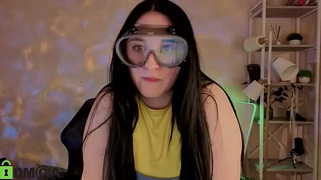 Živý XXX chat Lucy_Haall