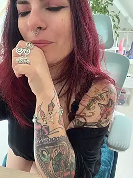 Chat +18 de LunaMoongirl ao vivo