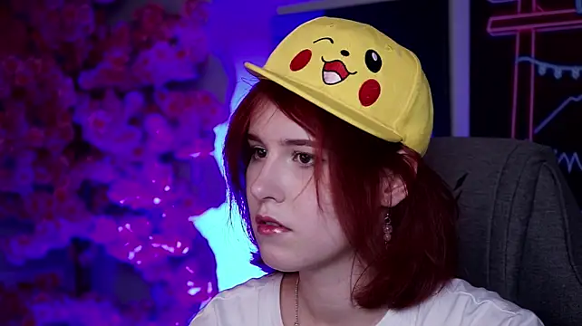 JulliaMoore – Naživo XXX chat