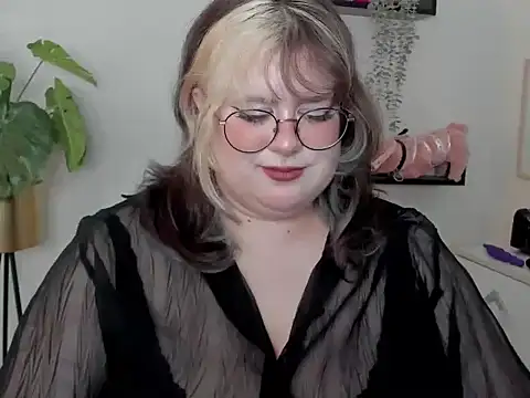 OpheliaLushn Live XXX chat