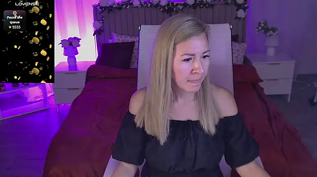 دردشة DonnaSmitth الجنسية المباشرة