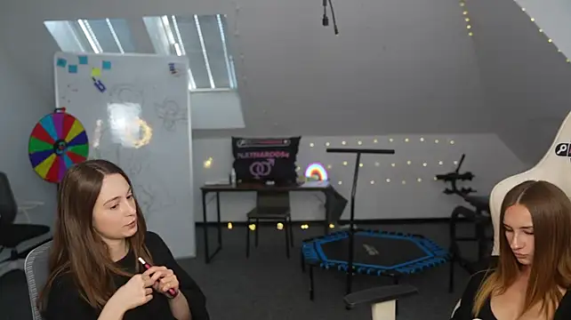 Elina_rose054's Live XXX Chat