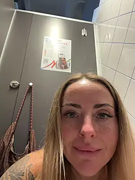 Czat XXX na żywo – EmaSalis