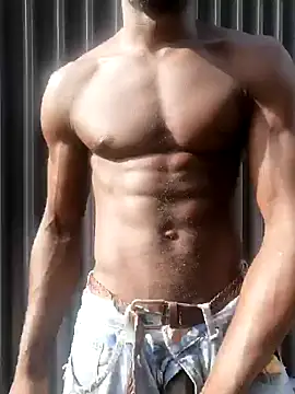 Ndolet78 Adlı Modelin Canlı XXX Sohbeti