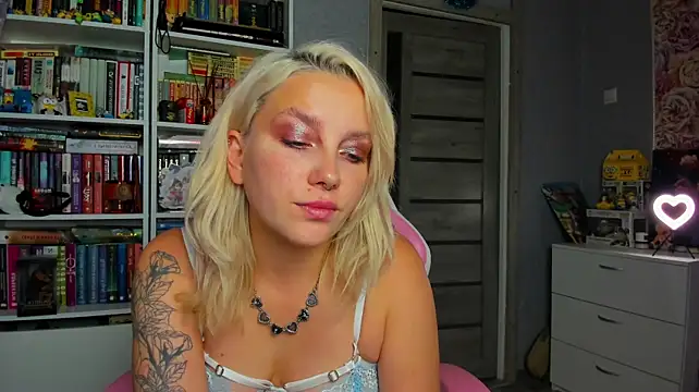 Julia_666 Chat XXX in diretta