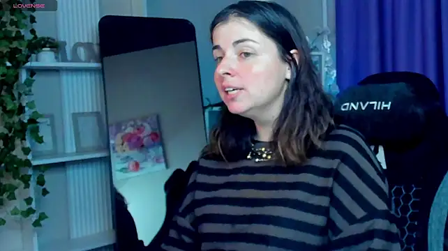 Chatroom XXX en direct de MartaEdams