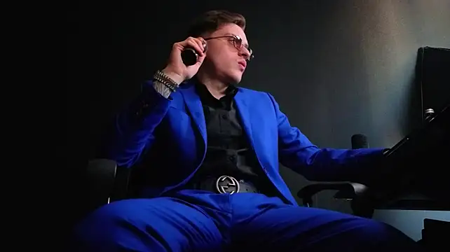 Živý XXX chat FelixStarkk