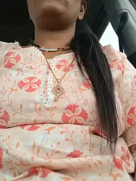 YOURBHABI143 Show in webcam