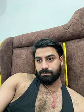 Royalboy_03 Chat XXX in diretta