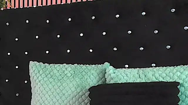 InannaStar's Live XXX Chat