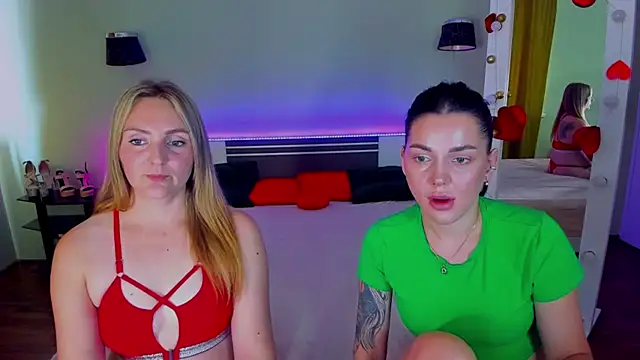 MagicEyess XXX чат на живо