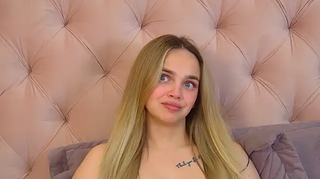 AnitaVenture Chat XXX live