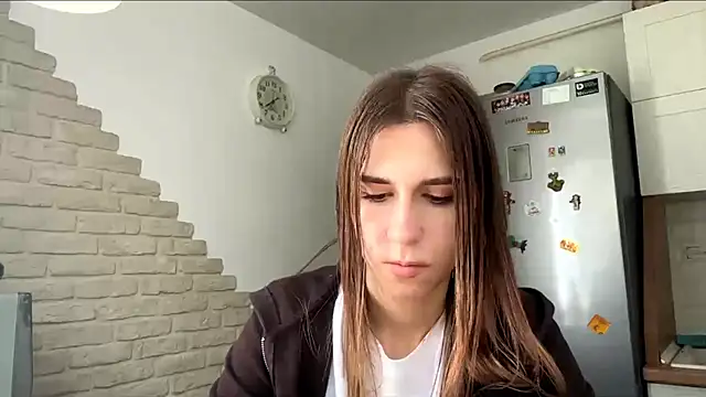 ZaraGuyette's Live XXX Chat