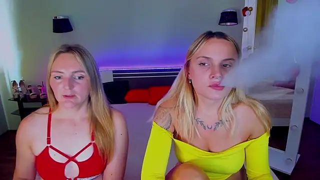 MagicEyess live XXX chat