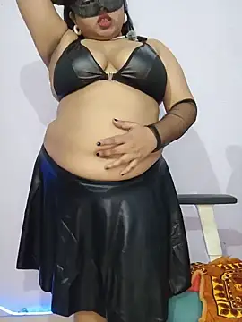 Chat +18 de BigAssAyeaha ao vivo