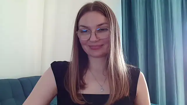 LooveELLYx Live XXX Chat