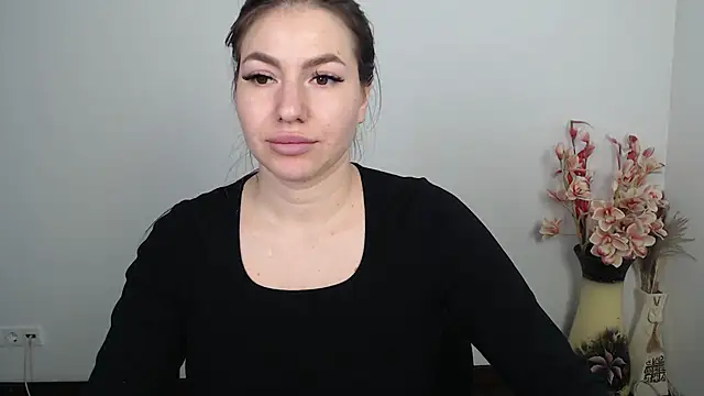 XXX chat uživo modela Trinny_Love