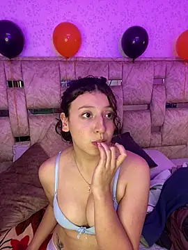 Chatroom XXX en direct de Victoria_Marrone