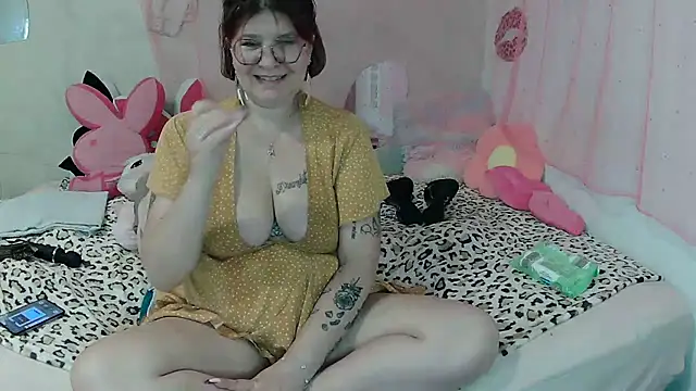 Sandrasexxyy Adlı Modelin Canlı XXX Sohbeti