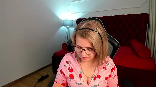 AdeleRavelle Chat XXX live