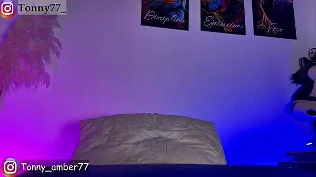 Amber77__ XXX чат на живо