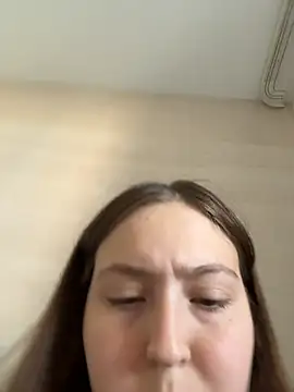 XXX chat uživo modela SWEATYBABY7