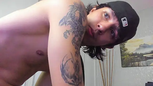 Tyler_durten Chat XXX in diretta