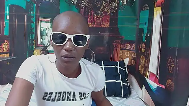 EbonyOlive69's Live XXX Chat