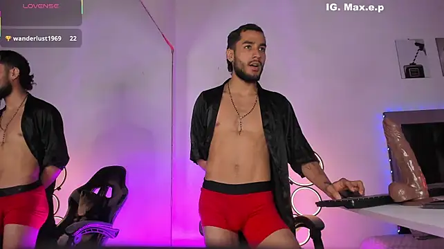 maxpower830 Chat XXX in diretta