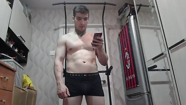 this_is_andy's Live XXX Chat