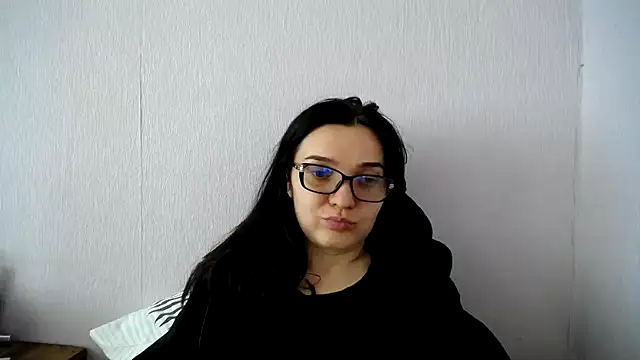 XXX chat uživo modela Shiny_gine