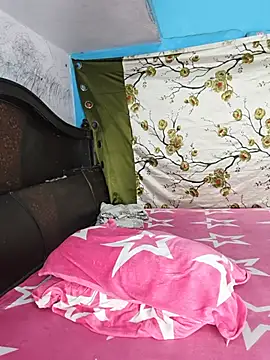 PREETI-BHABI98's Live XXX Chat