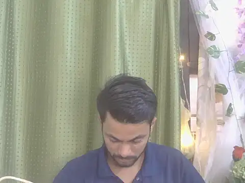 Chat +18 de Stubborndesiboy ao vivo
