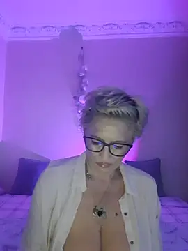 LunaBlaise Adlı Modelin Canlı XXX Sohbeti