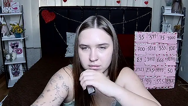 LauraHlot Obrolan Langsung XXX