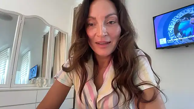 Erelvona Chat XXX live