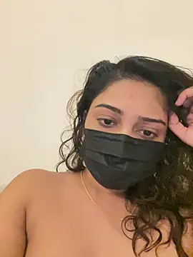Dilshi Live XXX Chat
