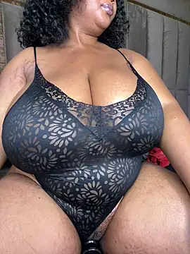MayaPassion's Live XXX Chat