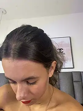 Chatroom XXX en direct de JuliaColemann